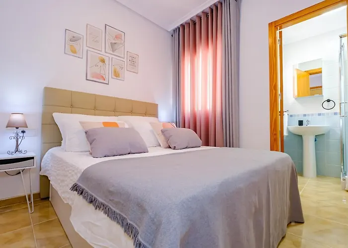 아파트 Penthouse San Miguel 5/4 또레비에하